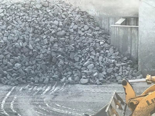 Grafiet de Anodeschroot van de Blokkoolstof/Anodeuiteinden voor het Gieten van Ovens