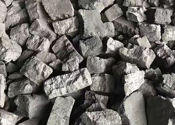 CCIC het Gediplomeerde die Mineraal van de Gieterijcokes in Koepelovens 120220mm Grootte wordt gebruikt