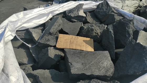 Gieten Aangepast 80-200 mm Petroleum Coke Fuel Coke Block Carbon Block FC 98%