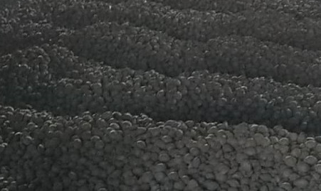 De Briketten van het het Carbidepoeder van het staalfabricagesilicium sic 1050mm Grootte Hoog Warmtegeleidingsvermogen